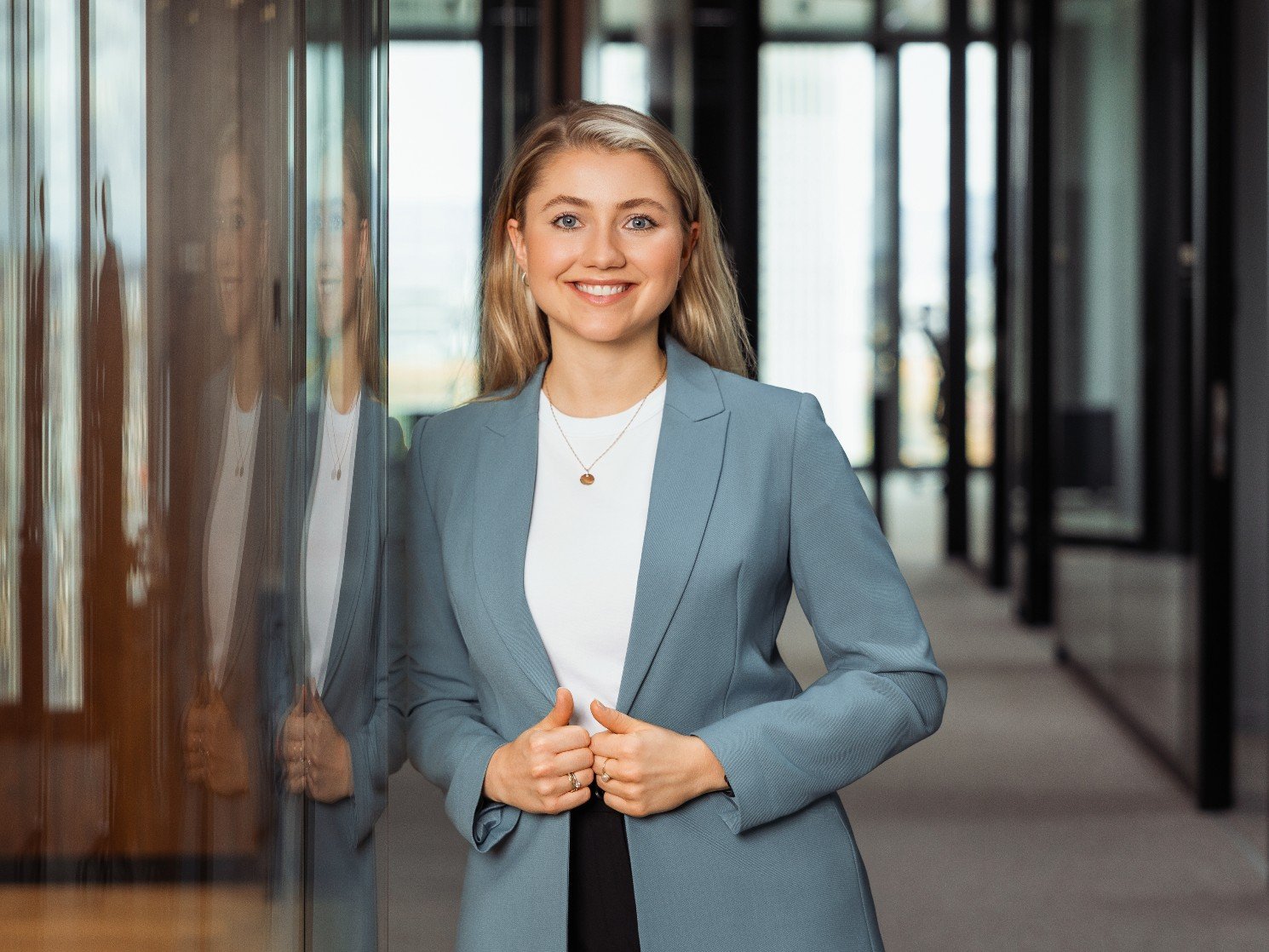 secondary-card-image